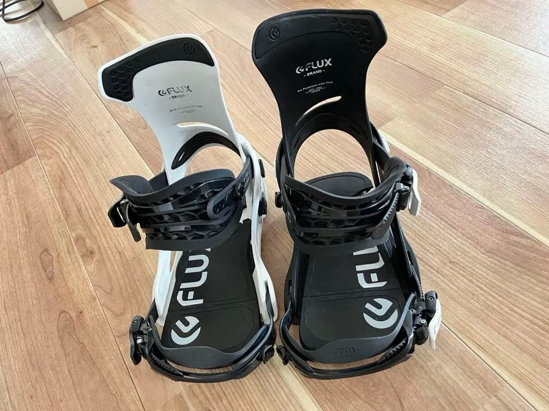 19-20 FLUX DS ビンディング ホワイト/ブラックMサイズ【外箱あり】