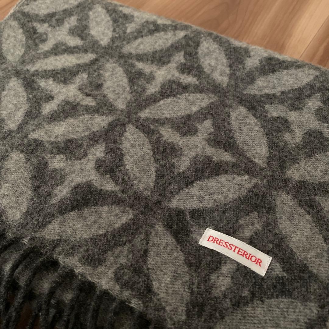 未使用■オーバーラップサークル モノトーンカシミヤ100%マフラー