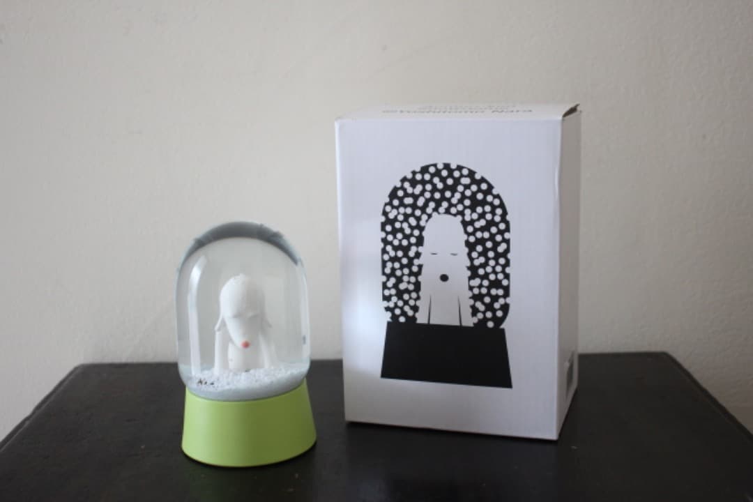 青森県立美術館　奈良美智　あおもり犬　スノードーム