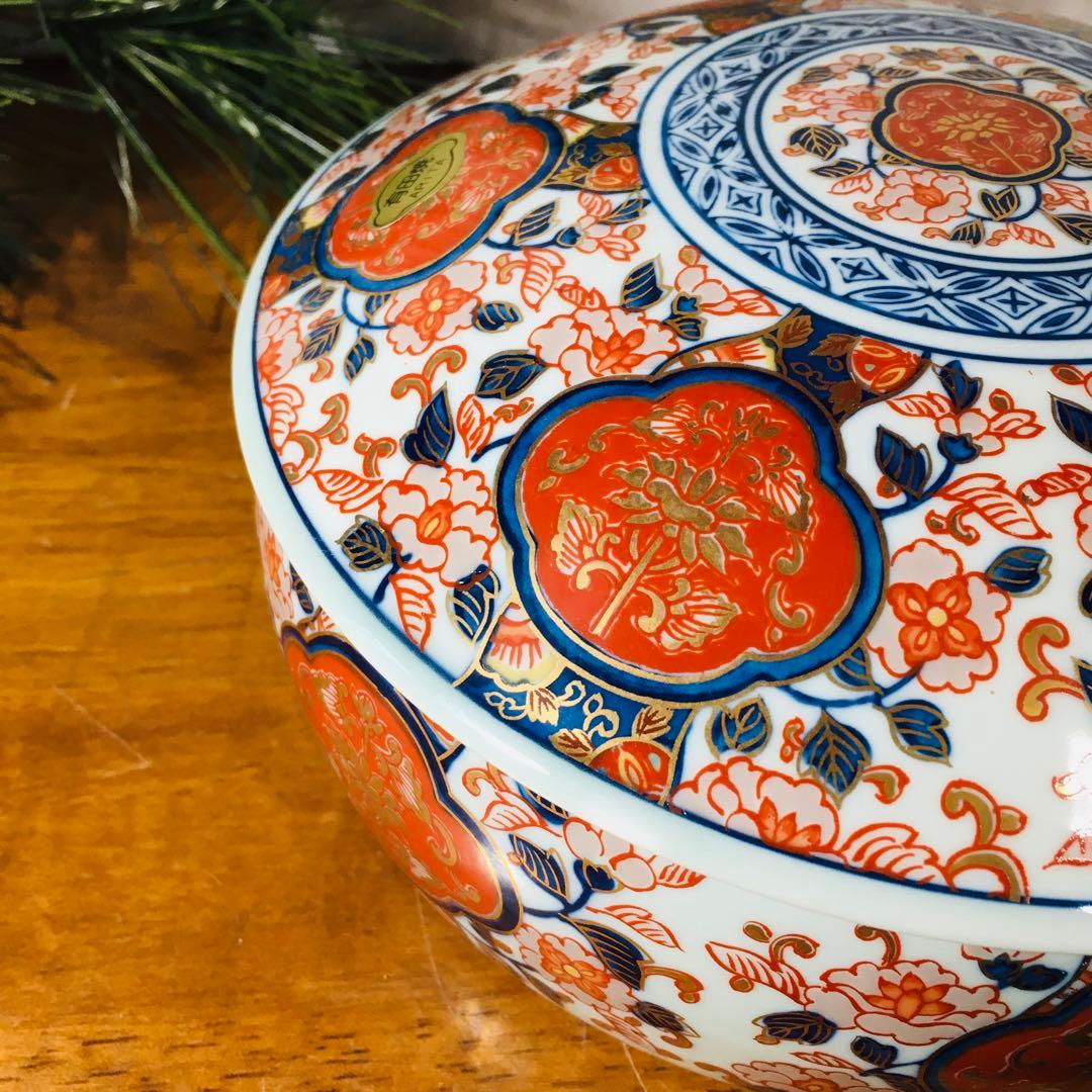 【お正月事始め】有田焼 弥左エ門窯 金襴手 古伊万里 　三段重　蓋物