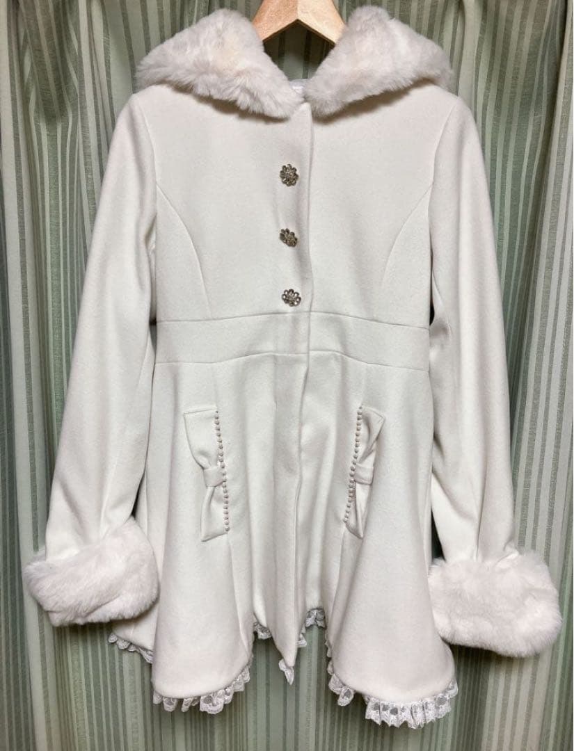 【量産姫】NOEMIE ドーリーケープフレアコート 白 M ほぼ未使用