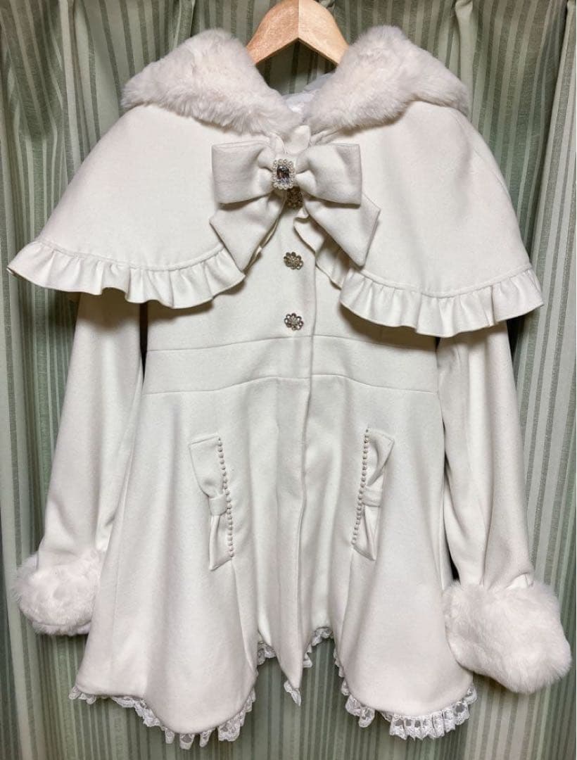 【量産姫】NOEMIE ドーリーケープフレアコート 白 M ほぼ未使用