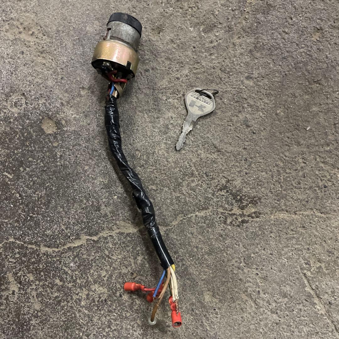 カワサキ　Z400FX メーター回り