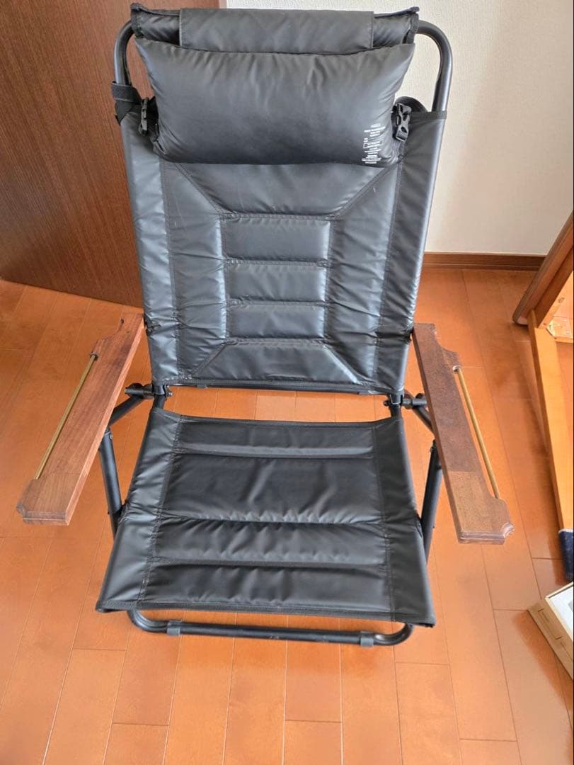 アッソブ　リクライニングハイバックローバーチェア　マルチクッション付き