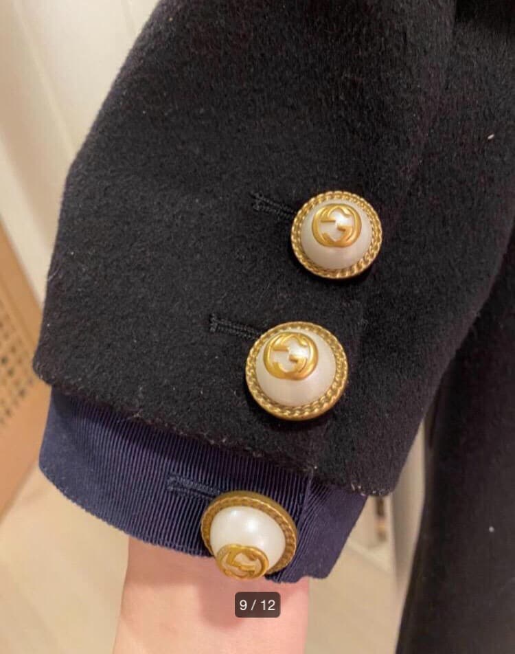 シェリーライン　GUCCI ボタン　上品コート　ブラック　紺色