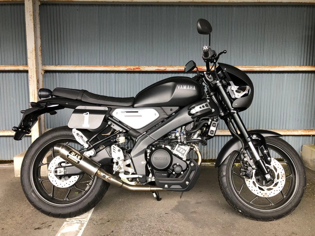 ヤマハ純正　XSR125・XSR155用　ビキニカウル＋ビキニカウルステー