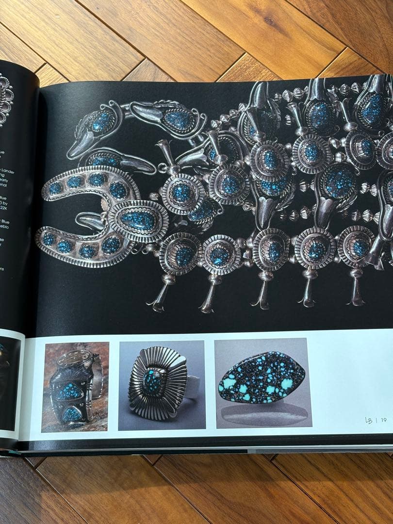 Jewel of the Southwest Turquoise 本　ターコイズ