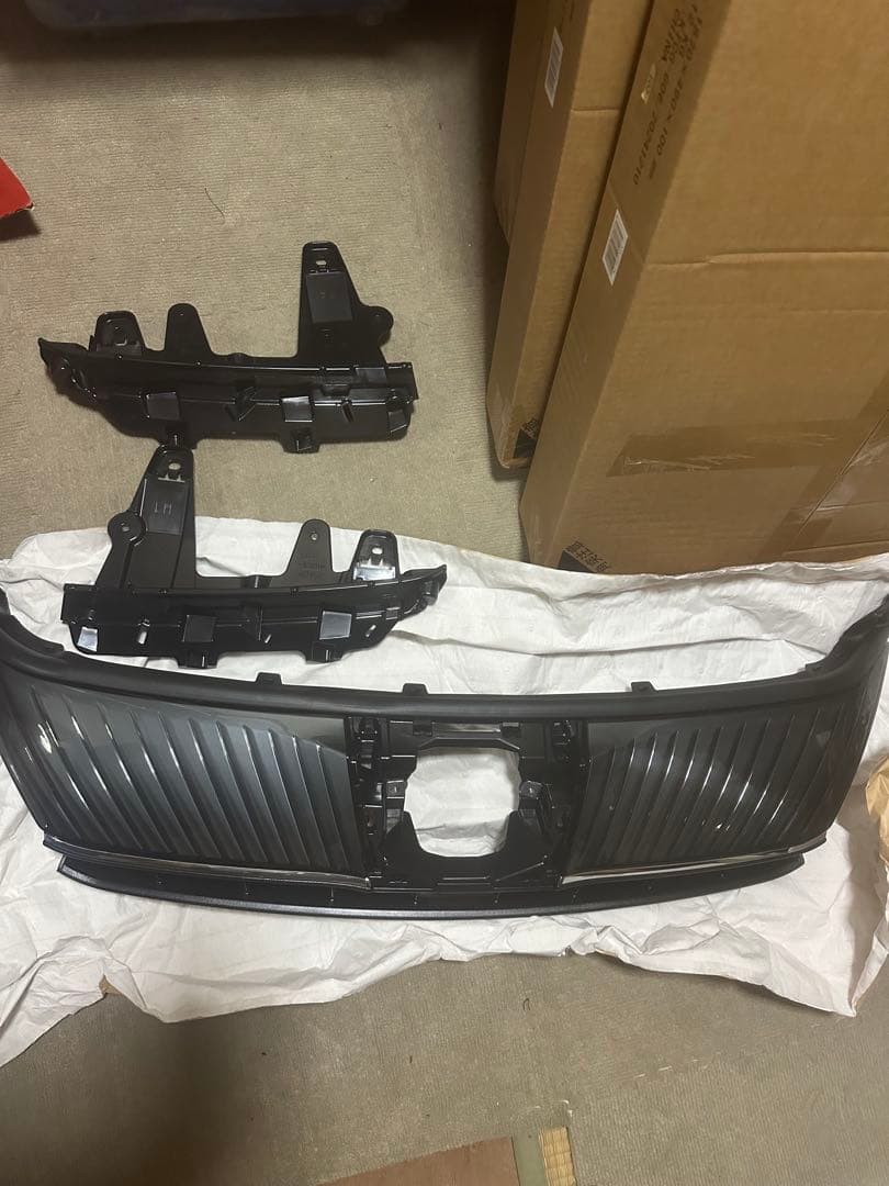 60ハリアー 後期　フロントグリル