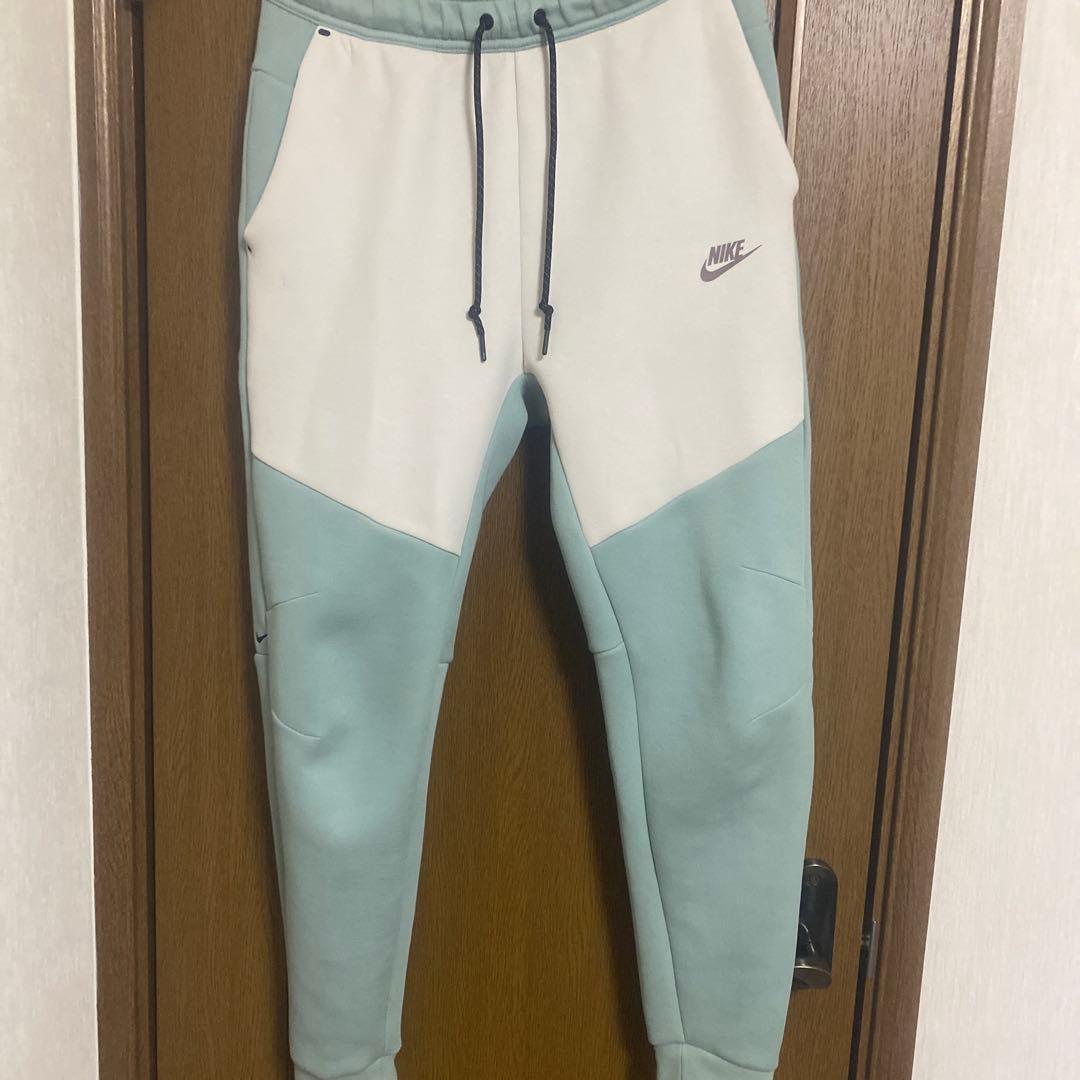 Nikeテックフリース上下セット ミントグリーン