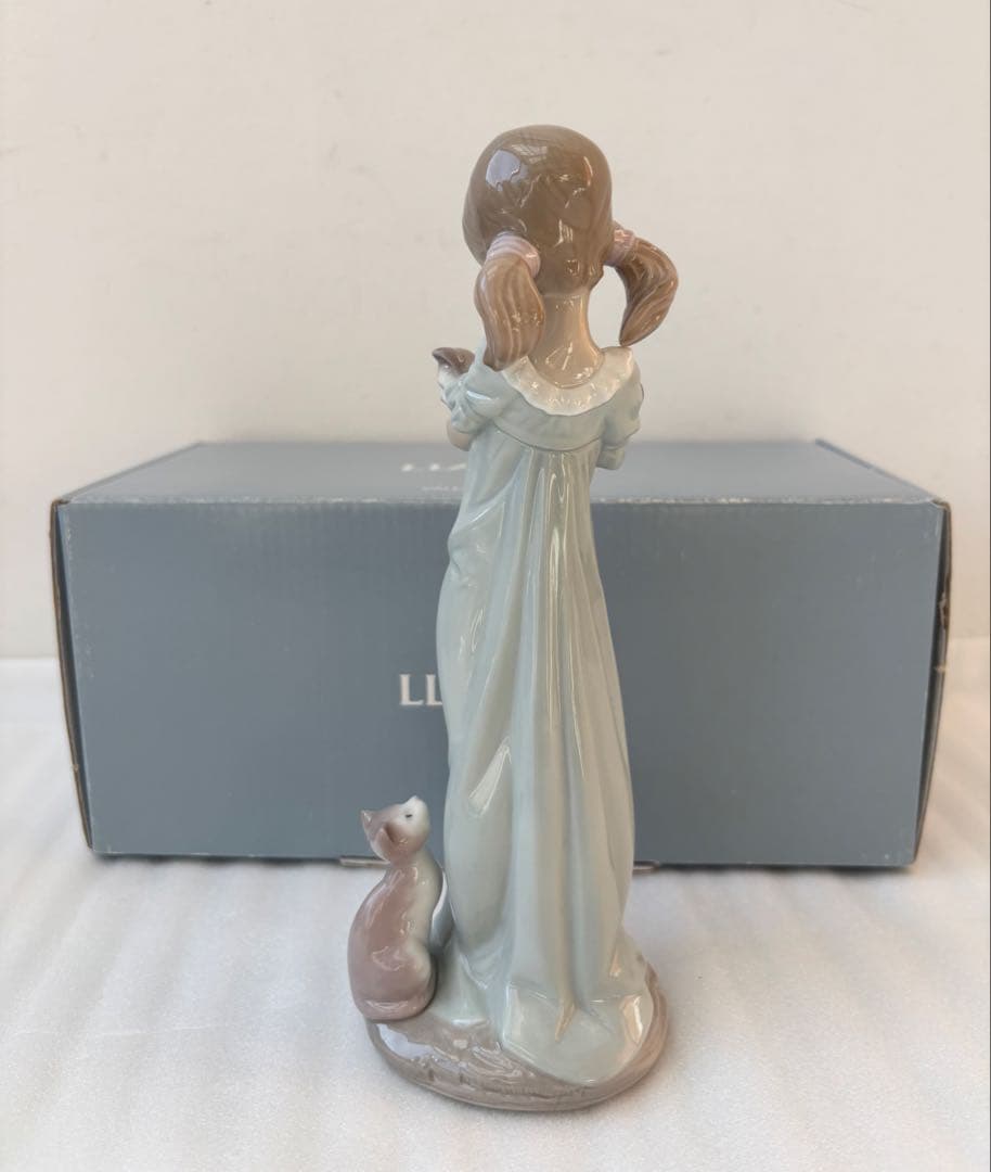 リヤドロ 私のことも忘れないで フィギュリン LLADRO 外箱付き　猫　少女