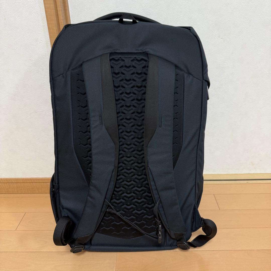 バッグ lowe alpine halo 40 Black