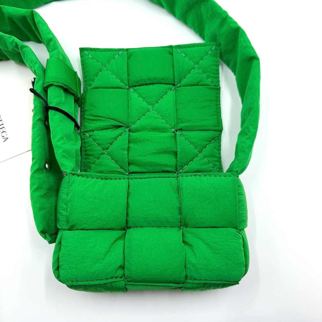 ◇ボッテガヴェネタ◇パデッド/テック/カセット/バッグ/パラキート/ナイロン