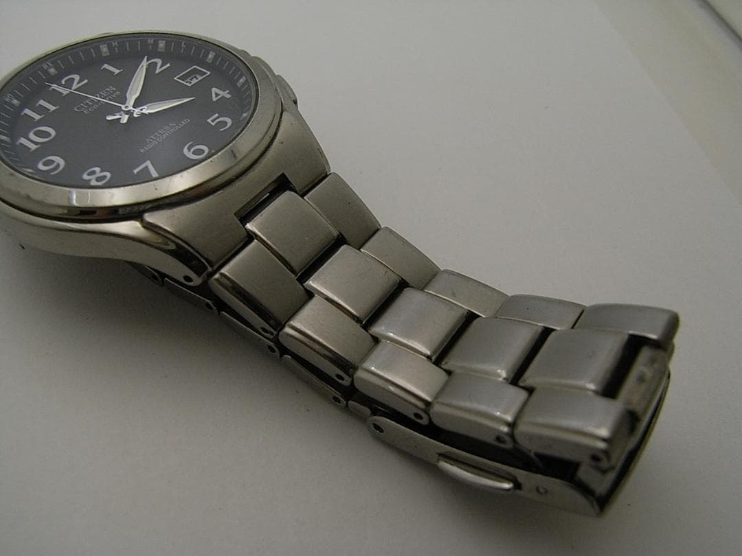 アテッサ シチズン H110-T011331 ソーラー電波 メンズ腕時計