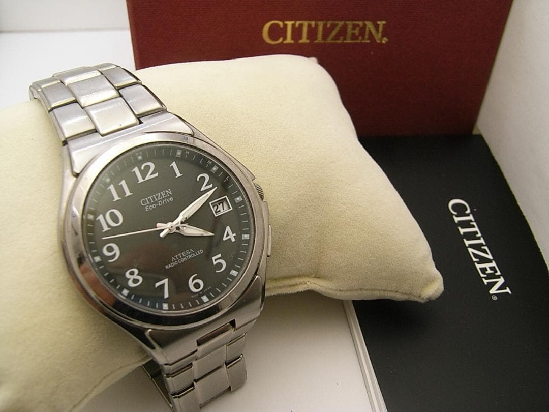 アテッサ シチズン H110-T011331 ソーラー電波 メンズ腕時計