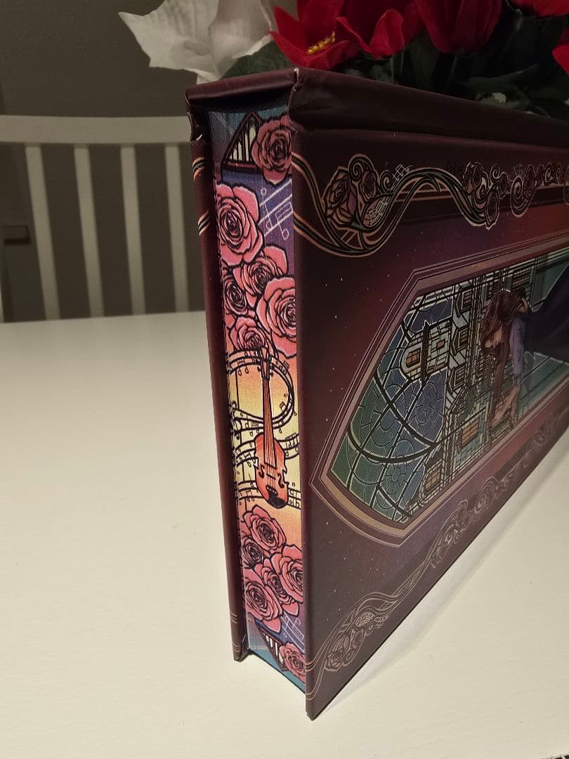 洋書 A Thorn in Every Heart, MoonlightBookBox