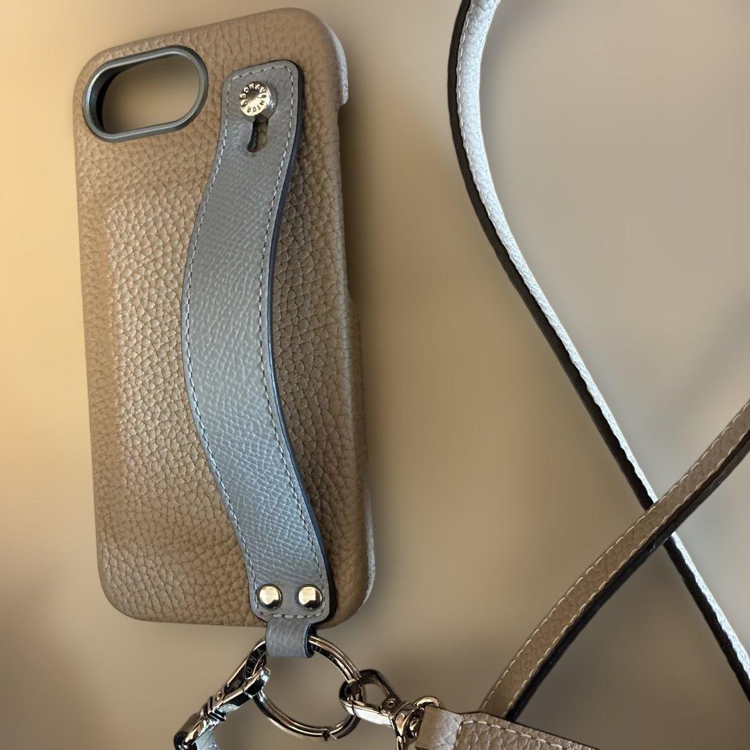 【美品】bonaventura iPhone16e ケース　ストラップ付