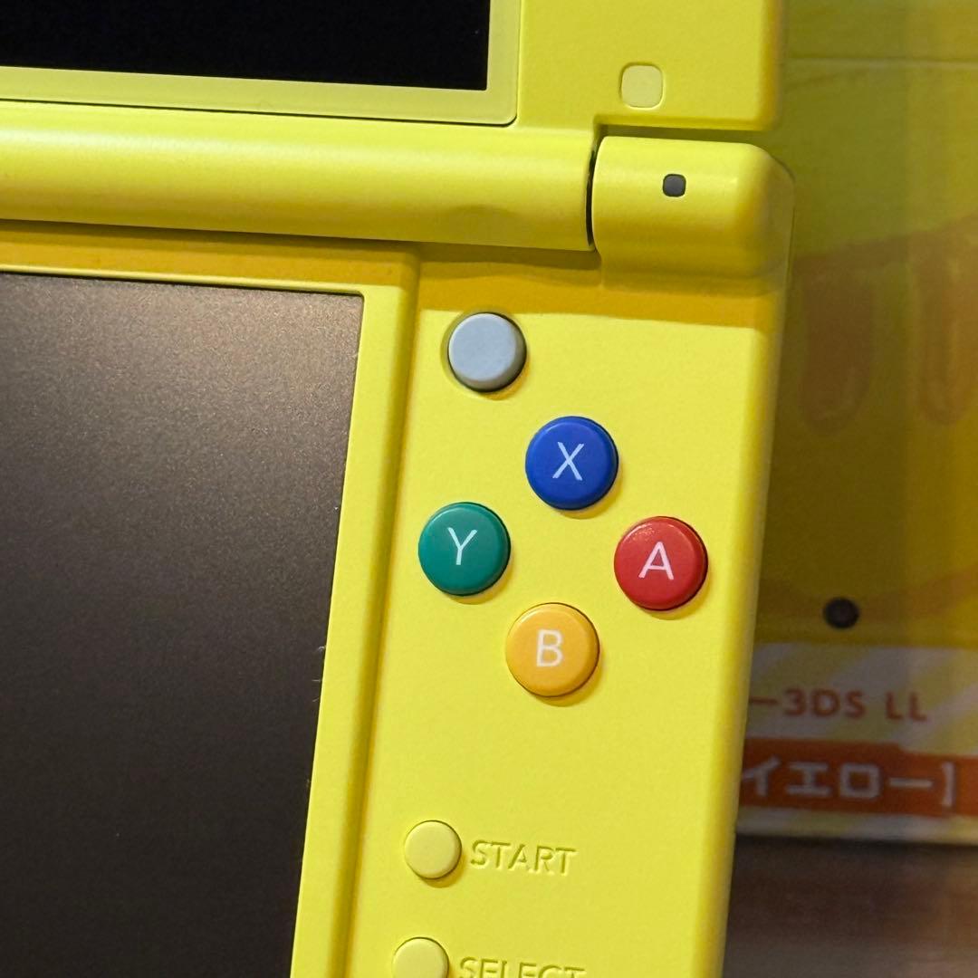 6-203 Newニンテンドー3DS LL ピカチュウ【イエロー】箱付き 美品