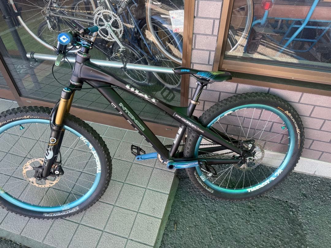 INTENSE TAZER HT ダートジャンプ　カスタム