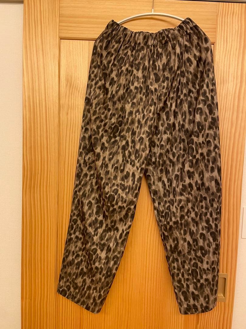 レオパードプリントイージーパンツ サイズ36