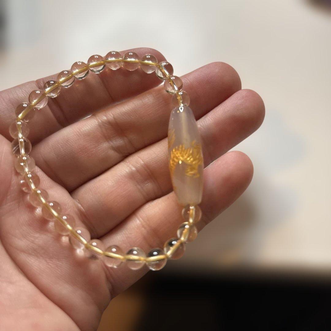 手彫り白めのう金龍神天珠さま！すんごい！