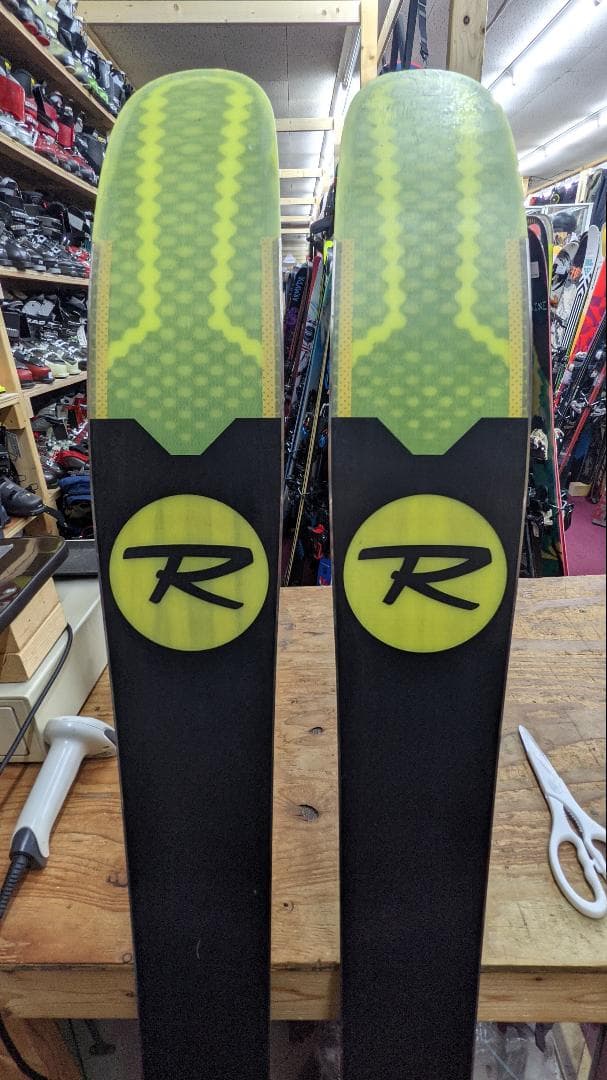 スキー 172 ROSSIGNOL SOUL 7 HD