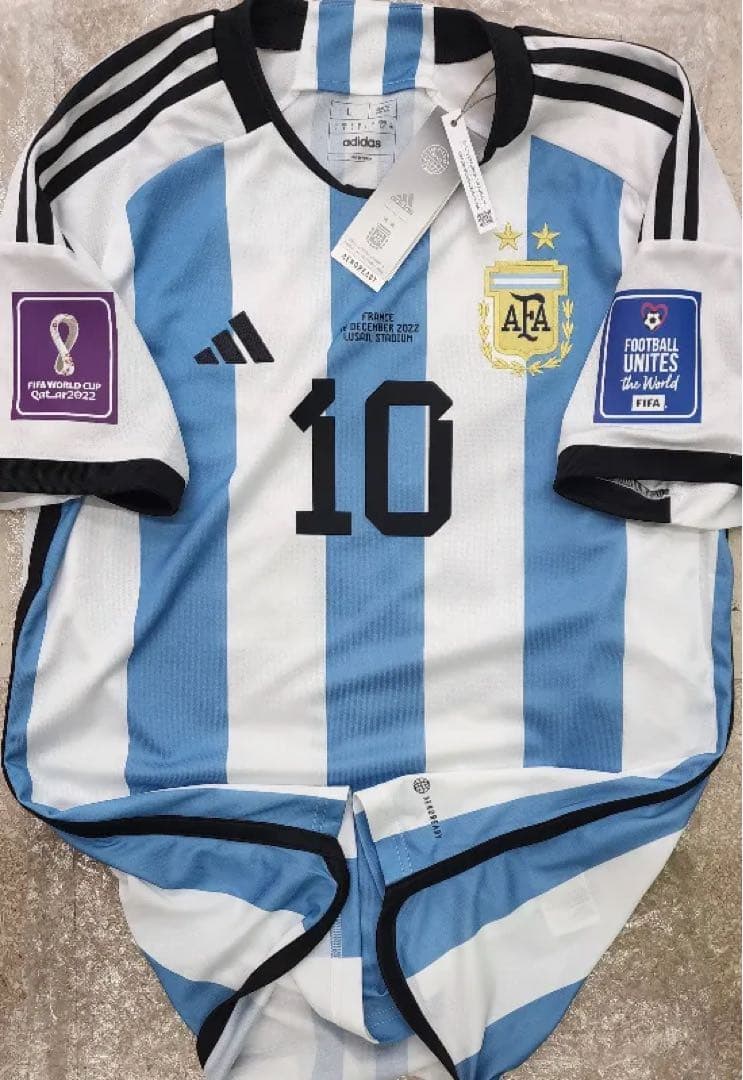 アルゼンチン代表２０２２W杯決勝　マッチデイ付き＆ W杯パッチ付き メッシ＃１０