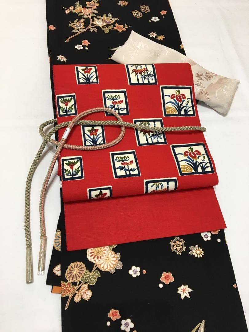 紅型染め【名古屋帯】正絹　紬　レッド