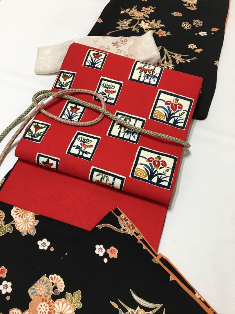 紅型染め【名古屋帯】正絹　紬　レッド