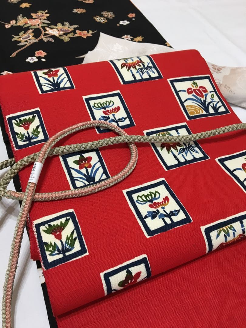 紅型染め【名古屋帯】正絹　紬　レッド