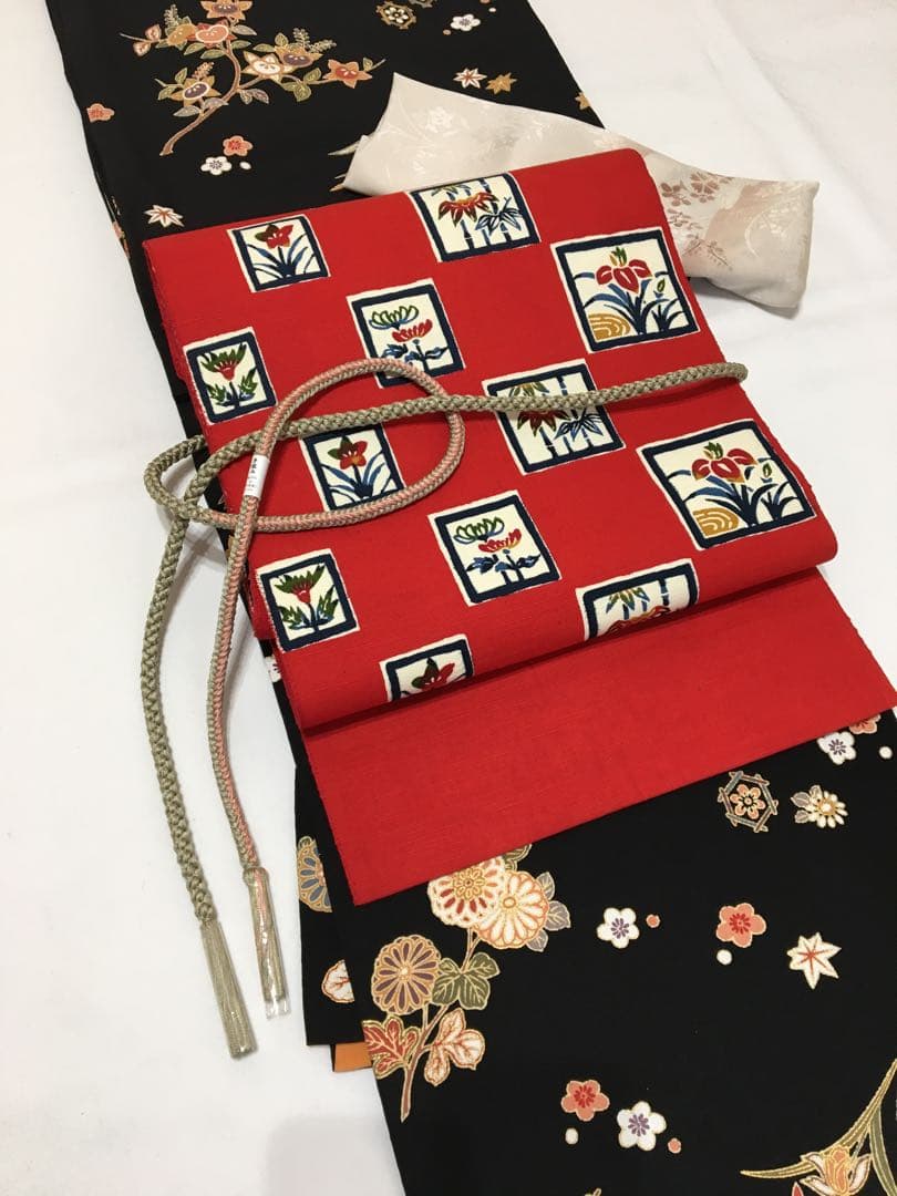 紅型染め【名古屋帯】正絹　紬　レッド