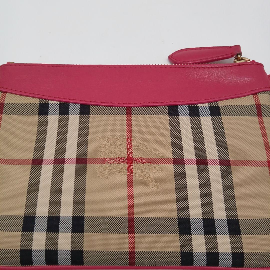 バーバリー　クラッチバッグ　ポーチ　ノバチェック　セカンドバッグ