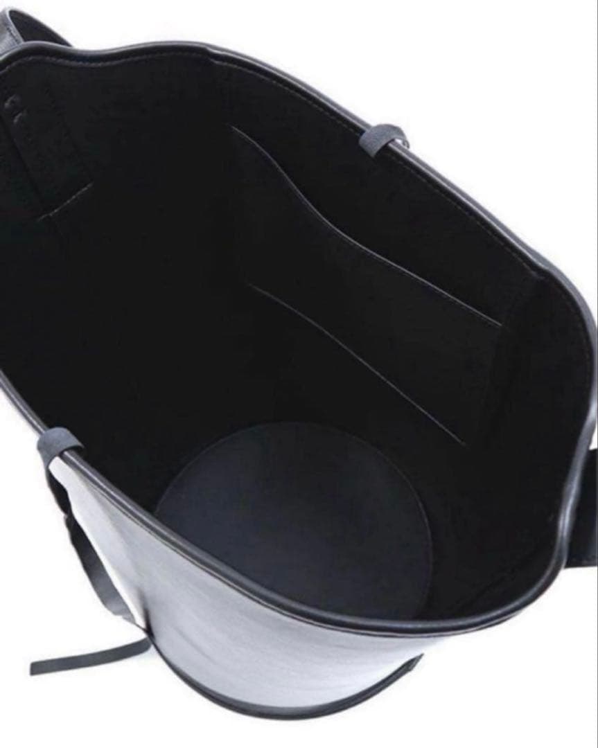 ETRE TOKYO ラムレザーバケットバッグ 完売品 ショルダー ブラック