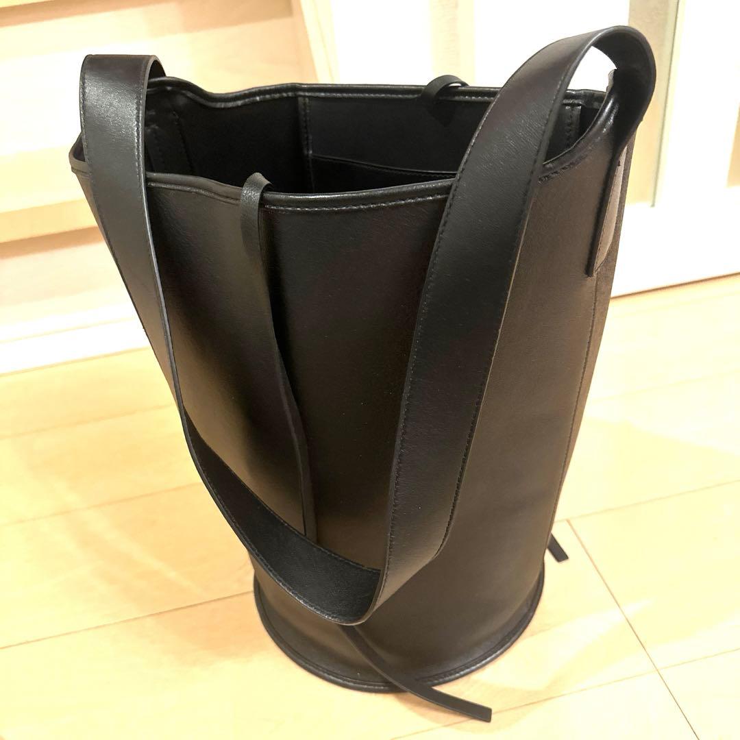 ETRE TOKYO ラムレザーバケットバッグ 完売品 ショルダー ブラック