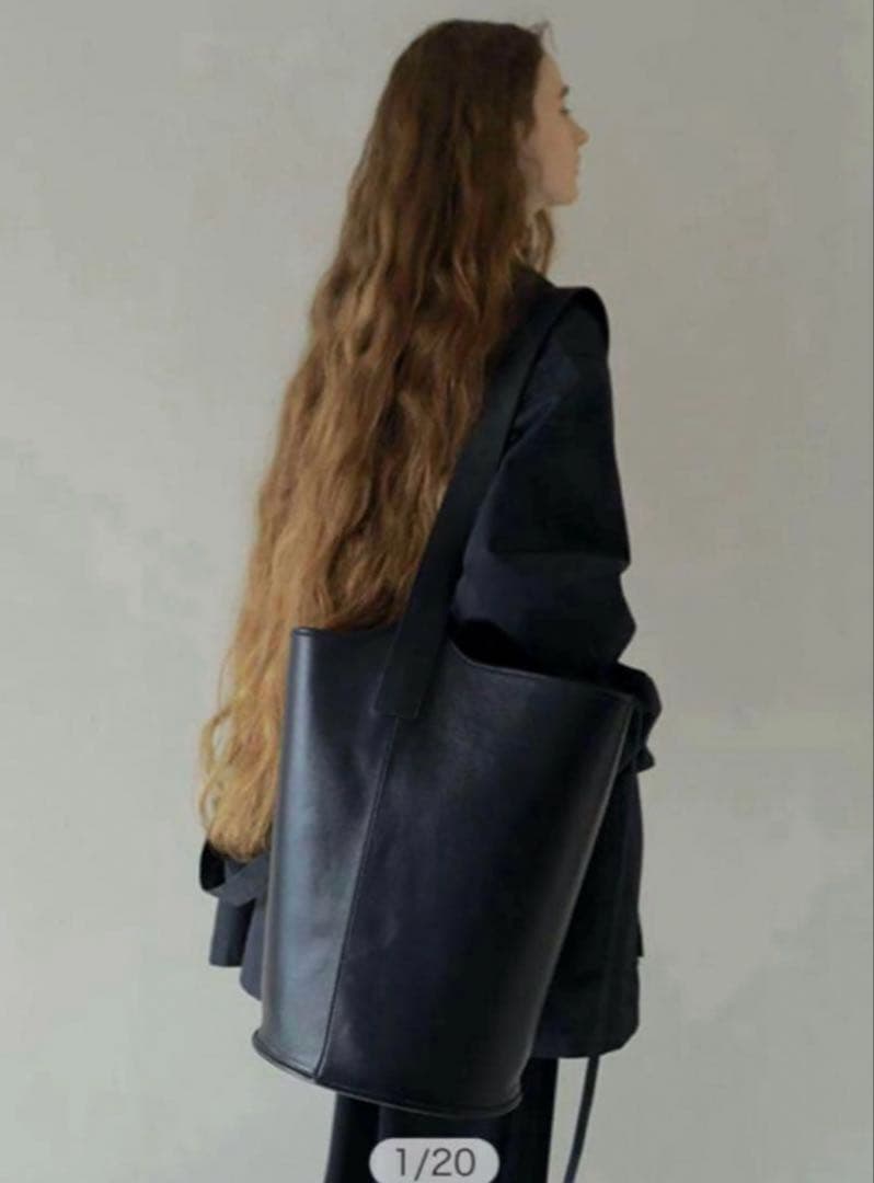 ETRE TOKYO ラムレザーバケットバッグ 完売品 ショルダー ブラック