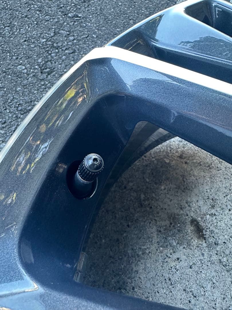 ① 良品 トヨタ 60系 プリウス Zグレード 純正 19インチ 4本