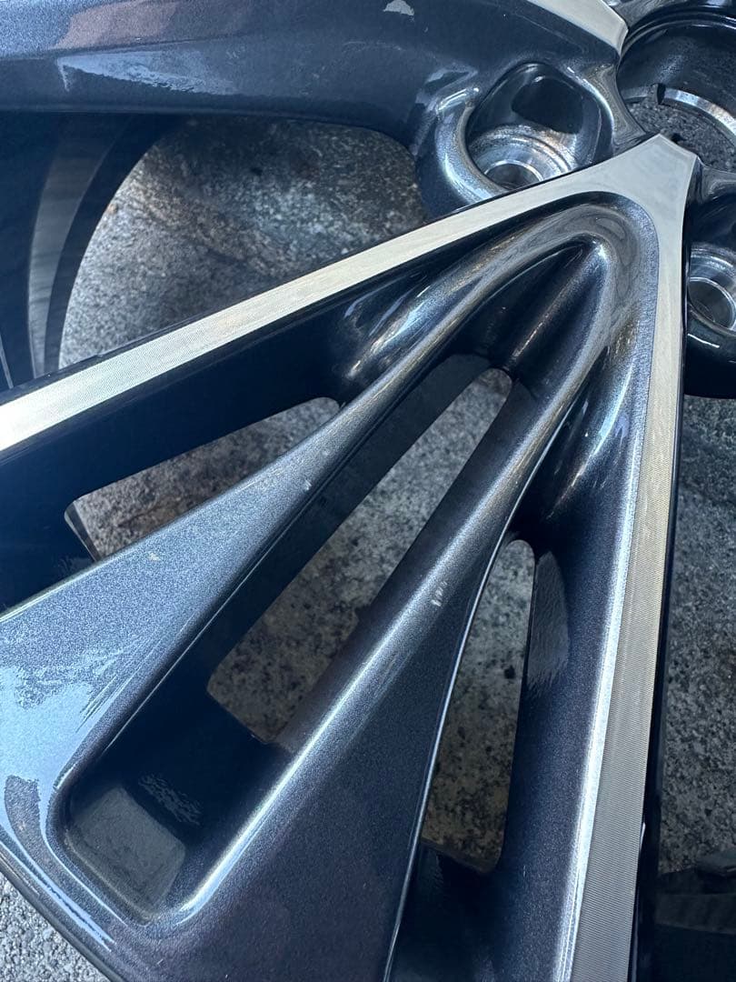 ① 良品 トヨタ 60系 プリウス Zグレード 純正 19インチ 4本