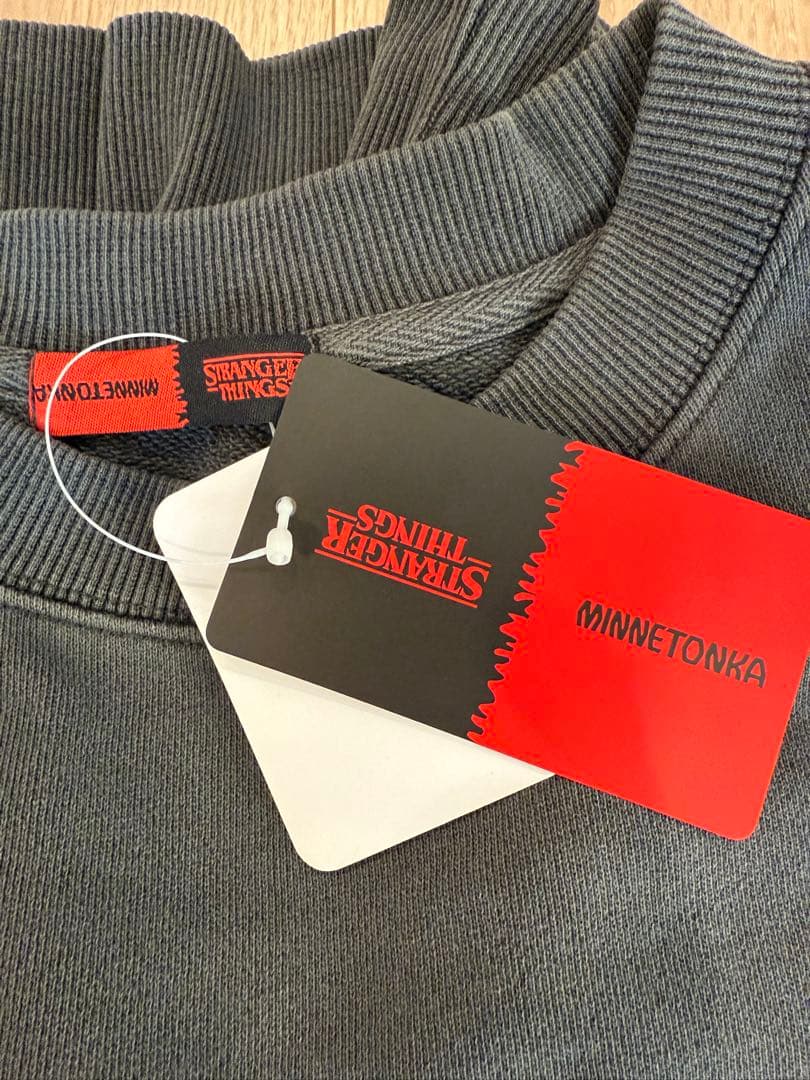 ストレンジャー・シングス BEAM ME UP スウェット