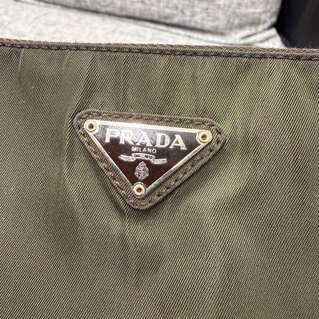 PRADA オリーブグリーン ショルダーバッグ