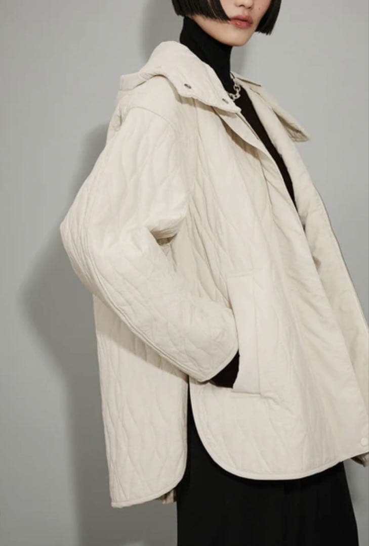 アダムエロペ　フーディキルティングブルゾン　ホワイト　3way 春アウター