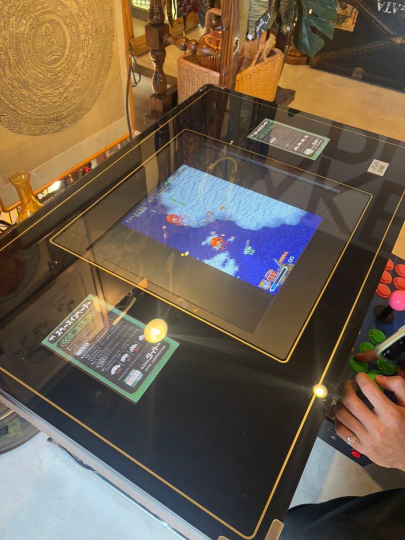 卓上ゲーム機　インベーダーゲーム　3285種類搭載　レトロゲーム　2015年製