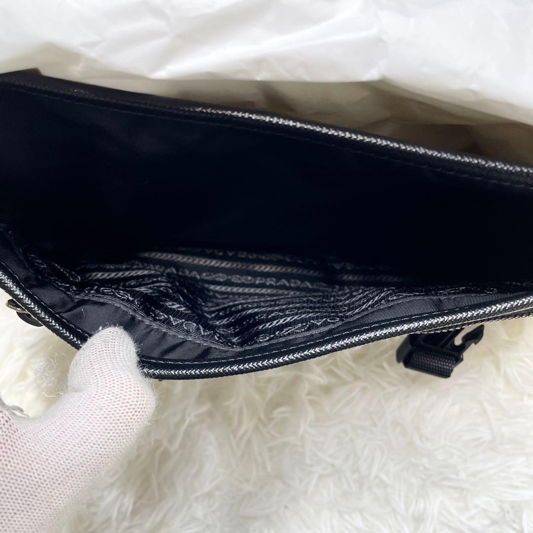 【現行品 未使用】プラダ Re-Nylon xサフィアーノ ショルダーバッグ