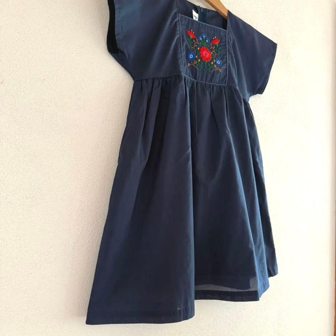 専用です [なさま　ワンピースとブラウスの2点]