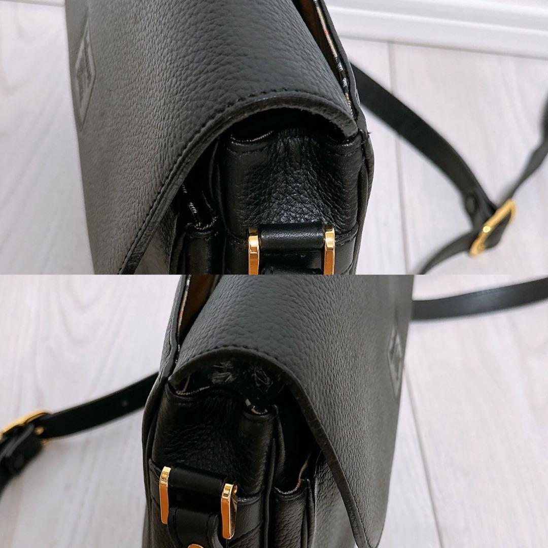 《美品》Burberrys(バーバリー)ショルダーバッグ　レザー　ブラック