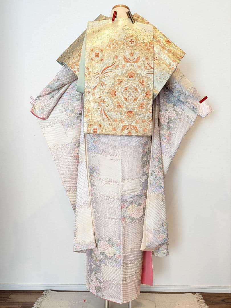 振袖フルセット 身丈161裄62 金彩 白系 逸品 成人式