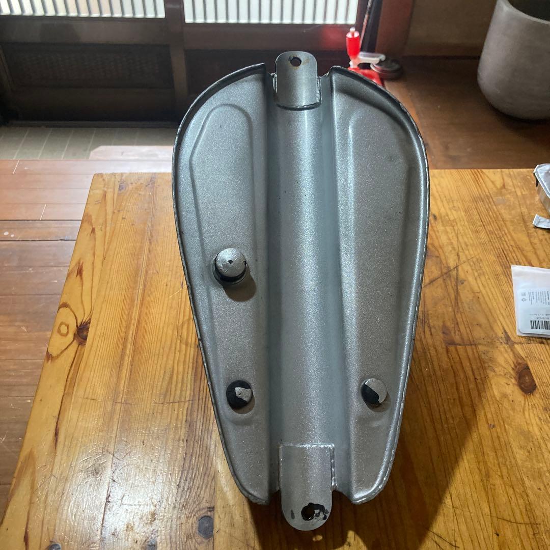 ハーレー　タンク　スポタン　ペイント　エイジング