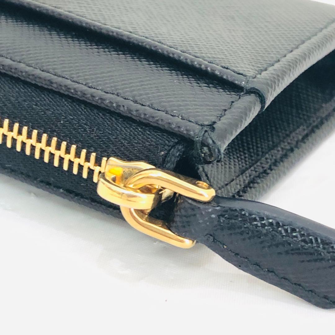 未使用に近い 極美品 PRADA プラダ サフィアーノ レザー ケース 黒