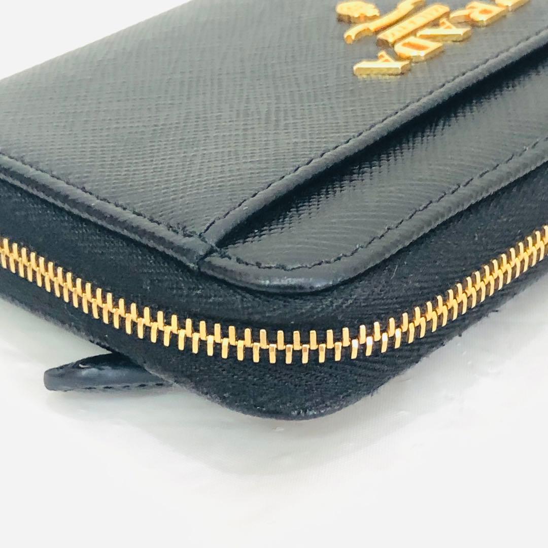未使用に近い 極美品 PRADA プラダ サフィアーノ レザー ケース 黒