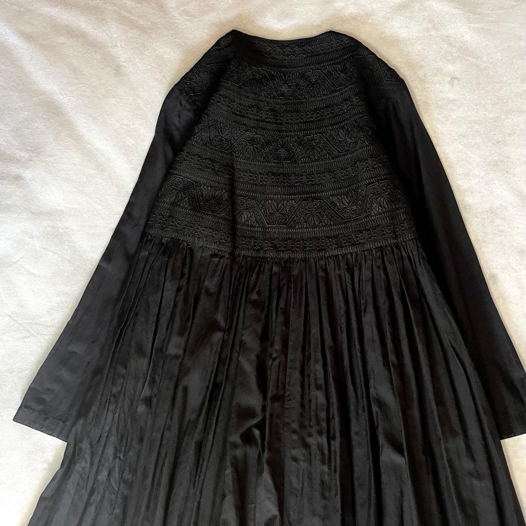 極美品❤️ yuni ユニ 刺繍 カシュクール フレア マキシワンピース 黒