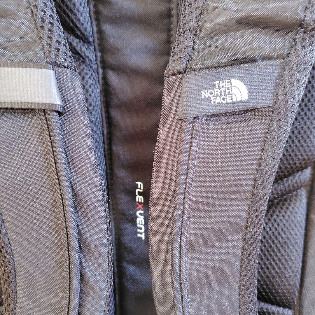 ノースフェイス リュック VAULT ブラック 通勤 通学 PC収納