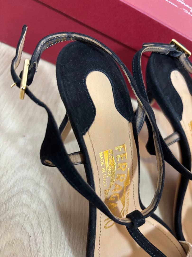 フェラガモ　レディースサンダル　ハイヒール　パンプス　未使用保管品